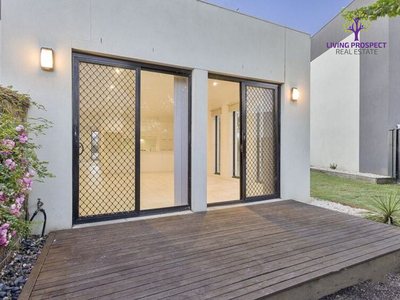 95 Signature Boulevard, Point Cook