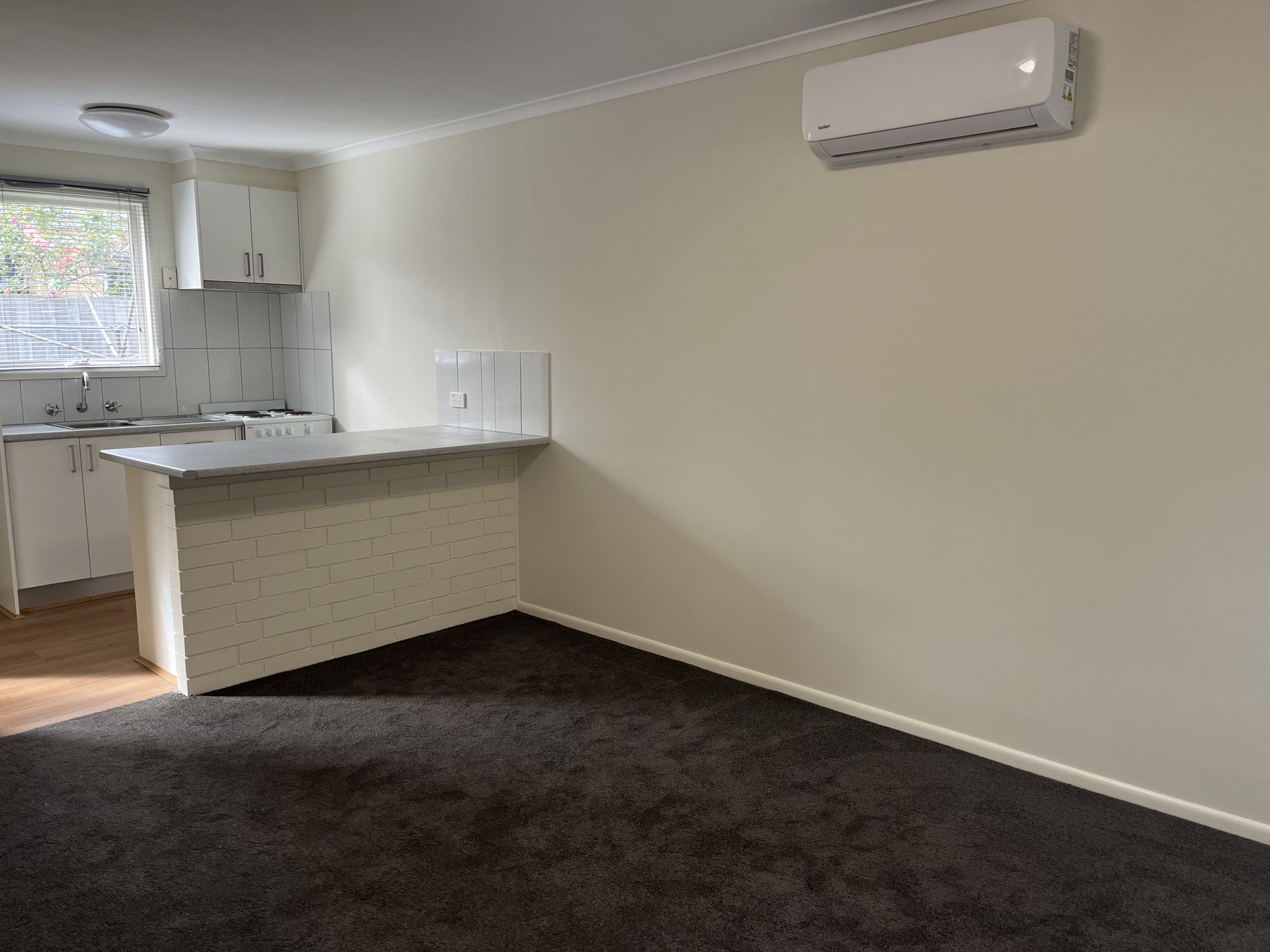 2 / 28-30 Helms Street, Newcomb