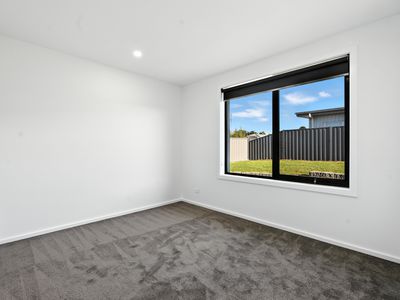 28 Deavan Drive, Shorewell Park