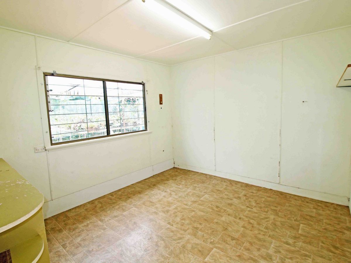 5 Solar Crescent, Atherton