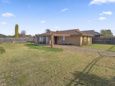 17 McCormack Crescent, Hoppers Crossing