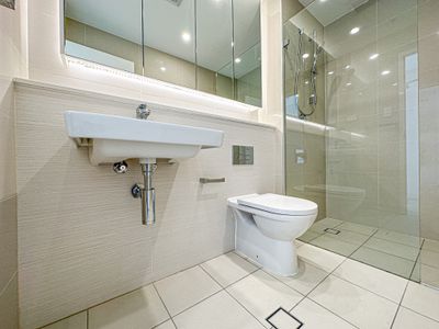 2Bed / 53 Nancarrow Ave, Meadowbank