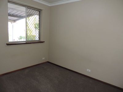 8 Nelligan Avenue, Girrawheen
