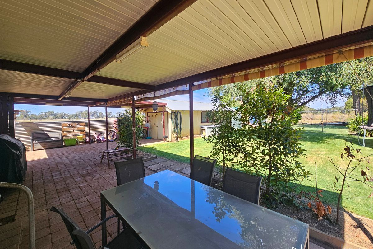 8 Shaw Road, Stanhope