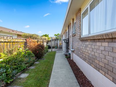 130Q Lakeside Drive, Orewa