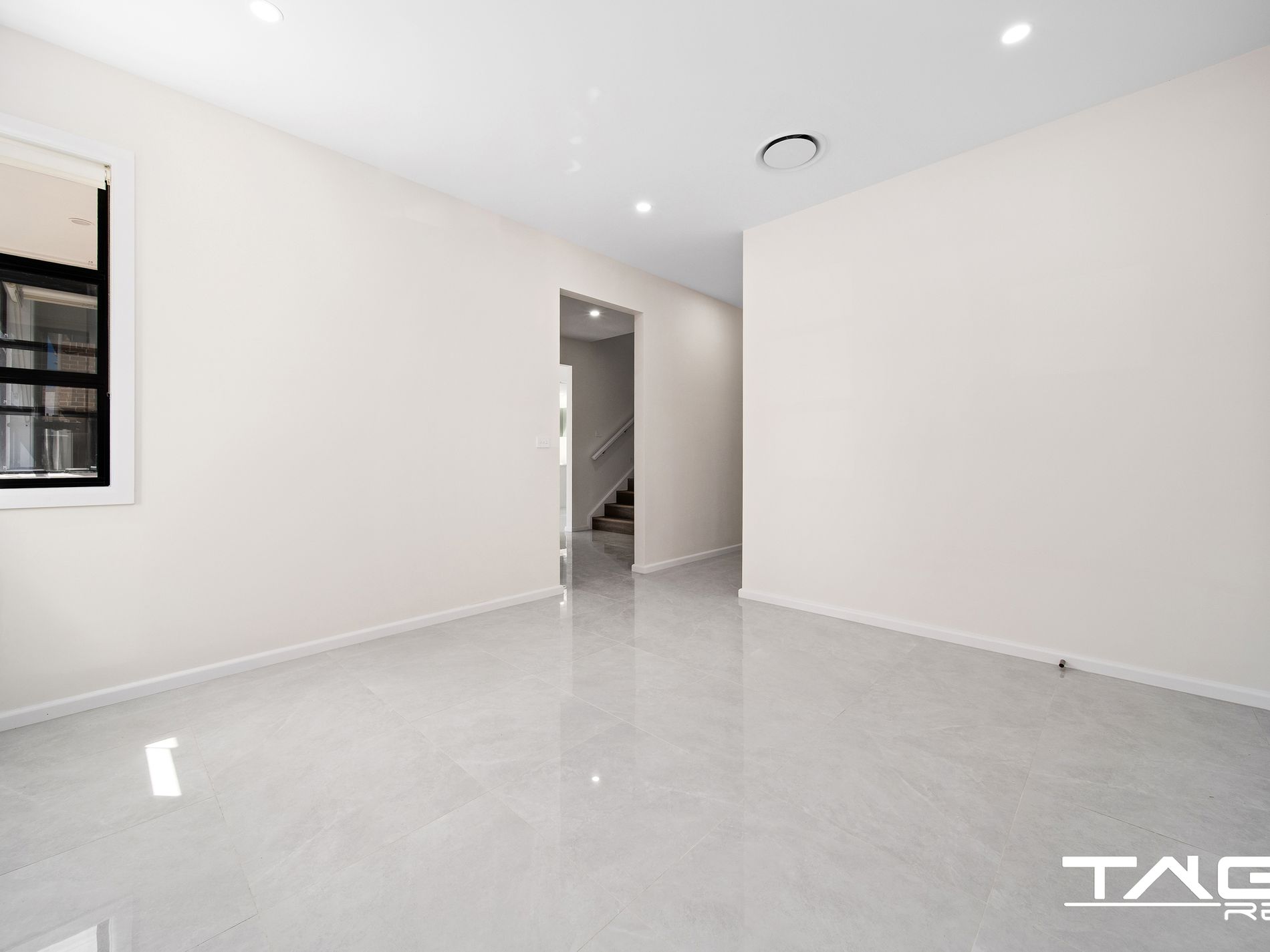 2 / 51 Jamison Road, Kingswood