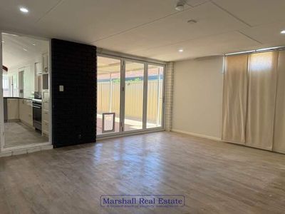 14 Falkland Way, Kinross