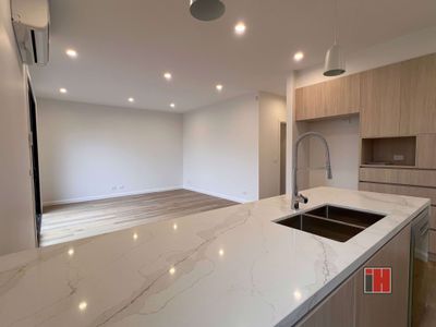8B Norma Court, Avondale Heights