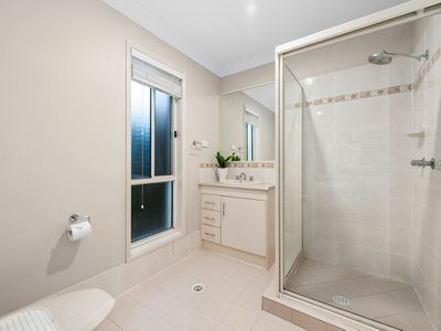 10 Jasmine Street, Wakerley