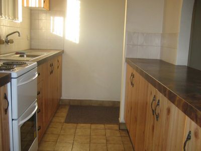 2 / 9 Melinda Grove, Lake Heights