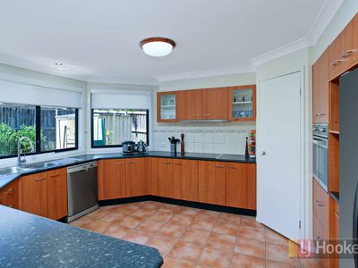 29 Guthega Close, Woodcroft