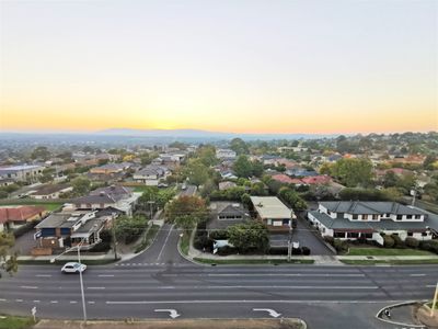 608 / 25 O'Sullivan Road, Glen Waverley