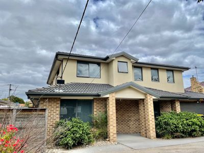 8 Florence Avenue, Clayton