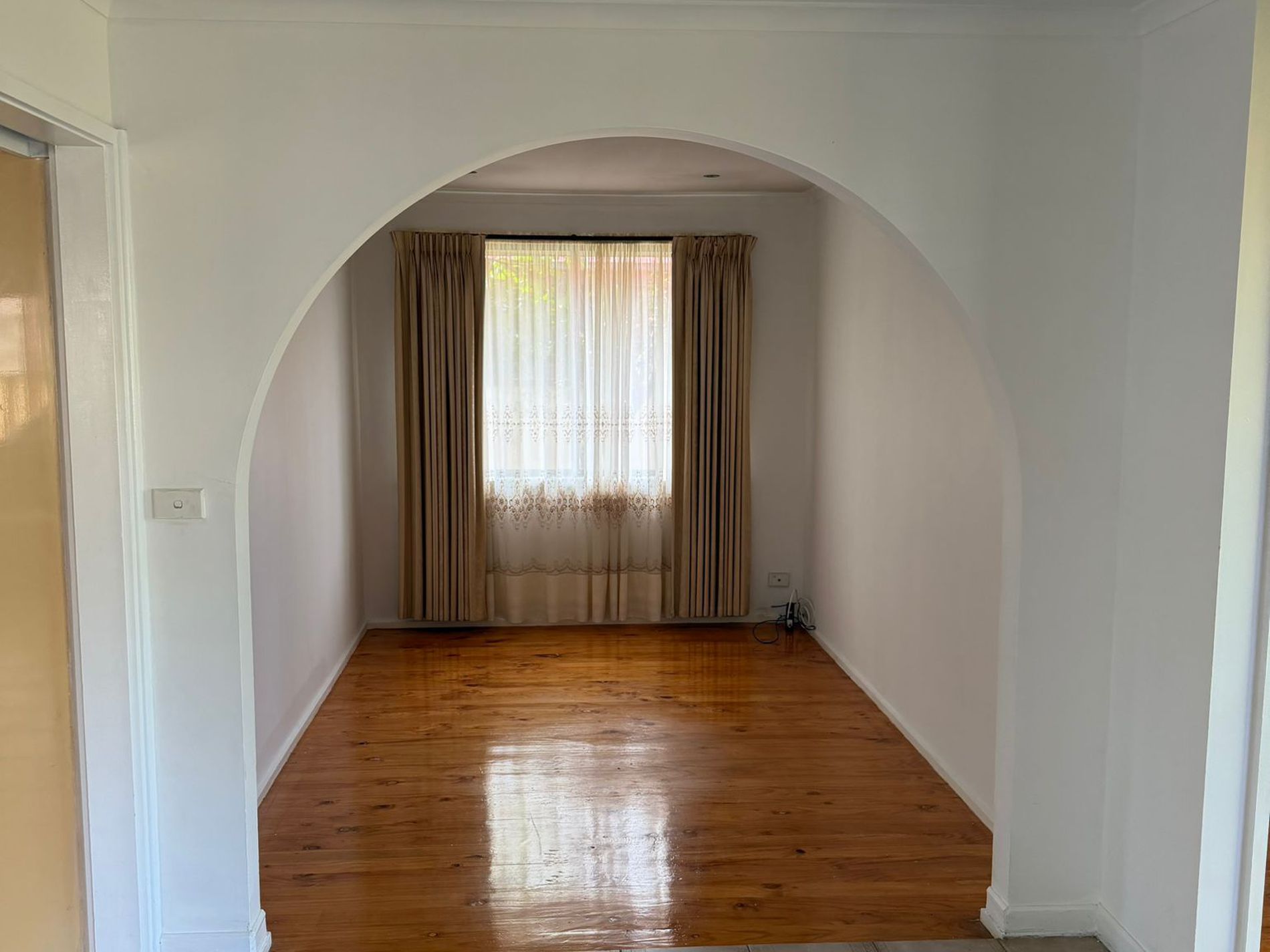 90 Main Road East, St Albans