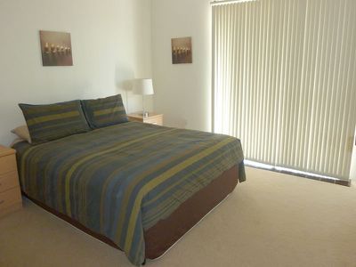 4 / 5 Beach Street, Tuncurry