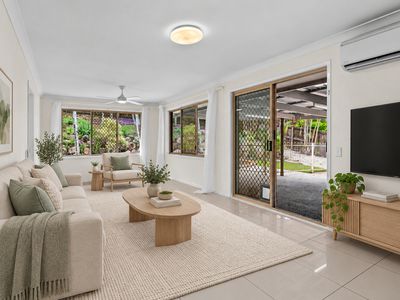 11 Washbrook Crescent, Petrie