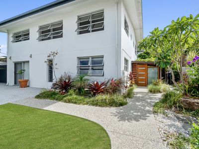 69 Tallebudgera Drive, Palm Beach