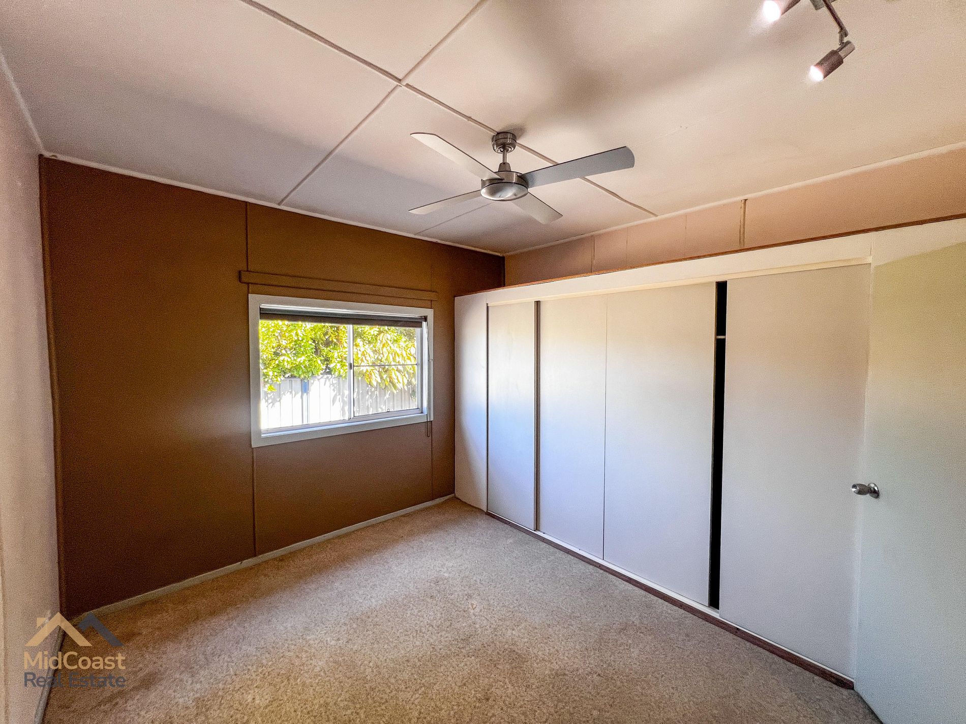 13 Douglas Avenue, Forster