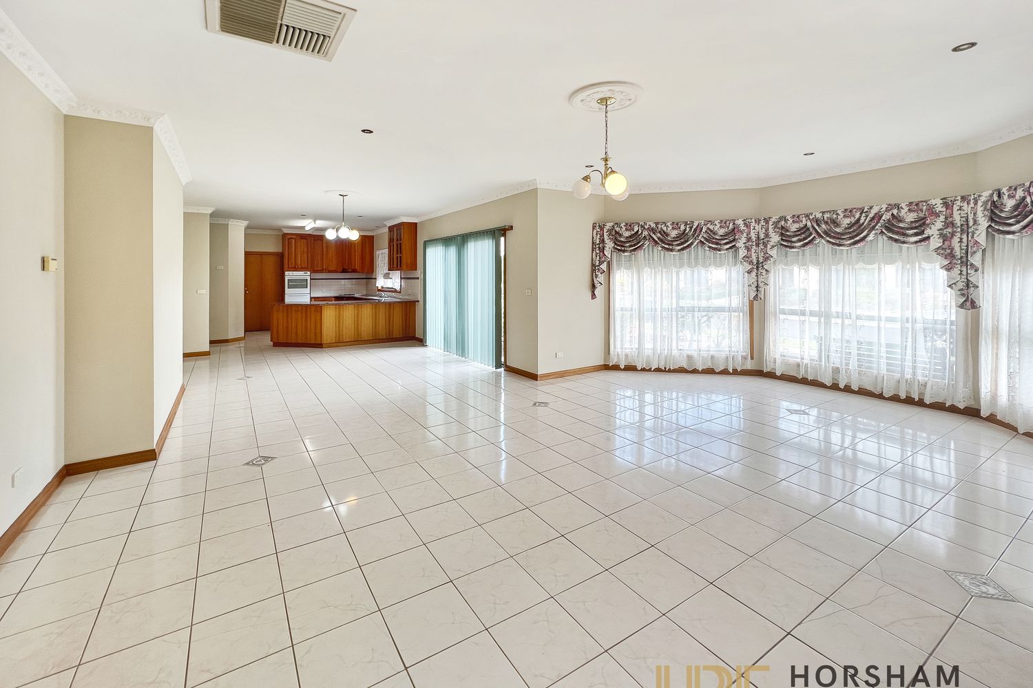 27 Citrus Avenue, Horsham