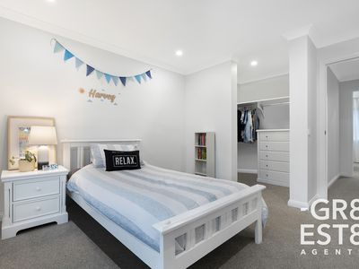 9 Memorial Drive, Narre Warren North