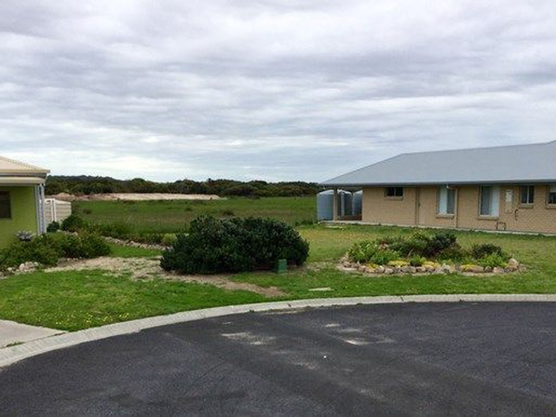 13 LINNELL DRIVE, Beachport