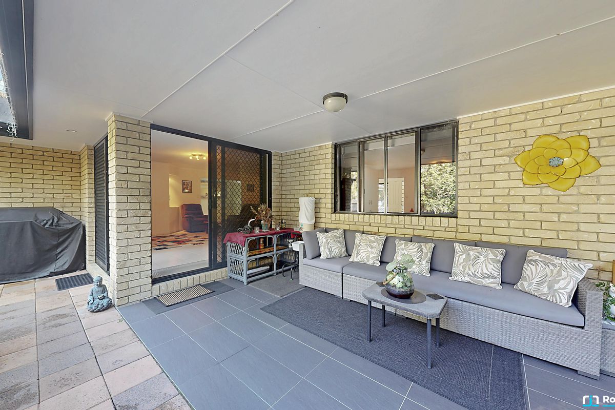 83 Stratford Park Drive, Pomona