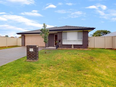2 Abelia Court, Dubbo