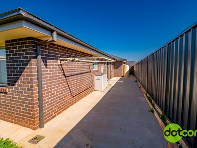 27 Hindmarsh Esplanade, Dubbo