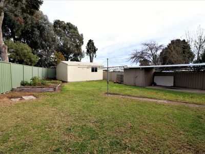 13 Howe St, Seymour