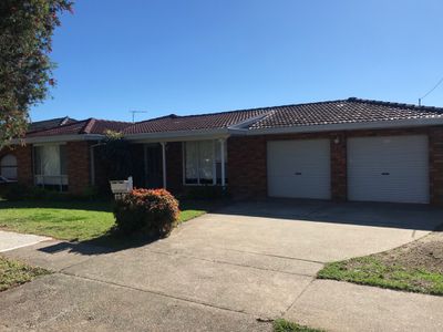 28 Simone Crescent, Casula