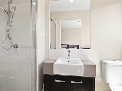 4 Parvana Drive, Tarneit