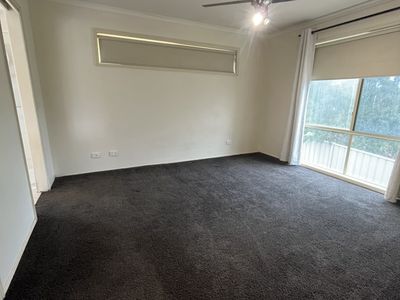 14 Londey Street, Kangaroo Flat