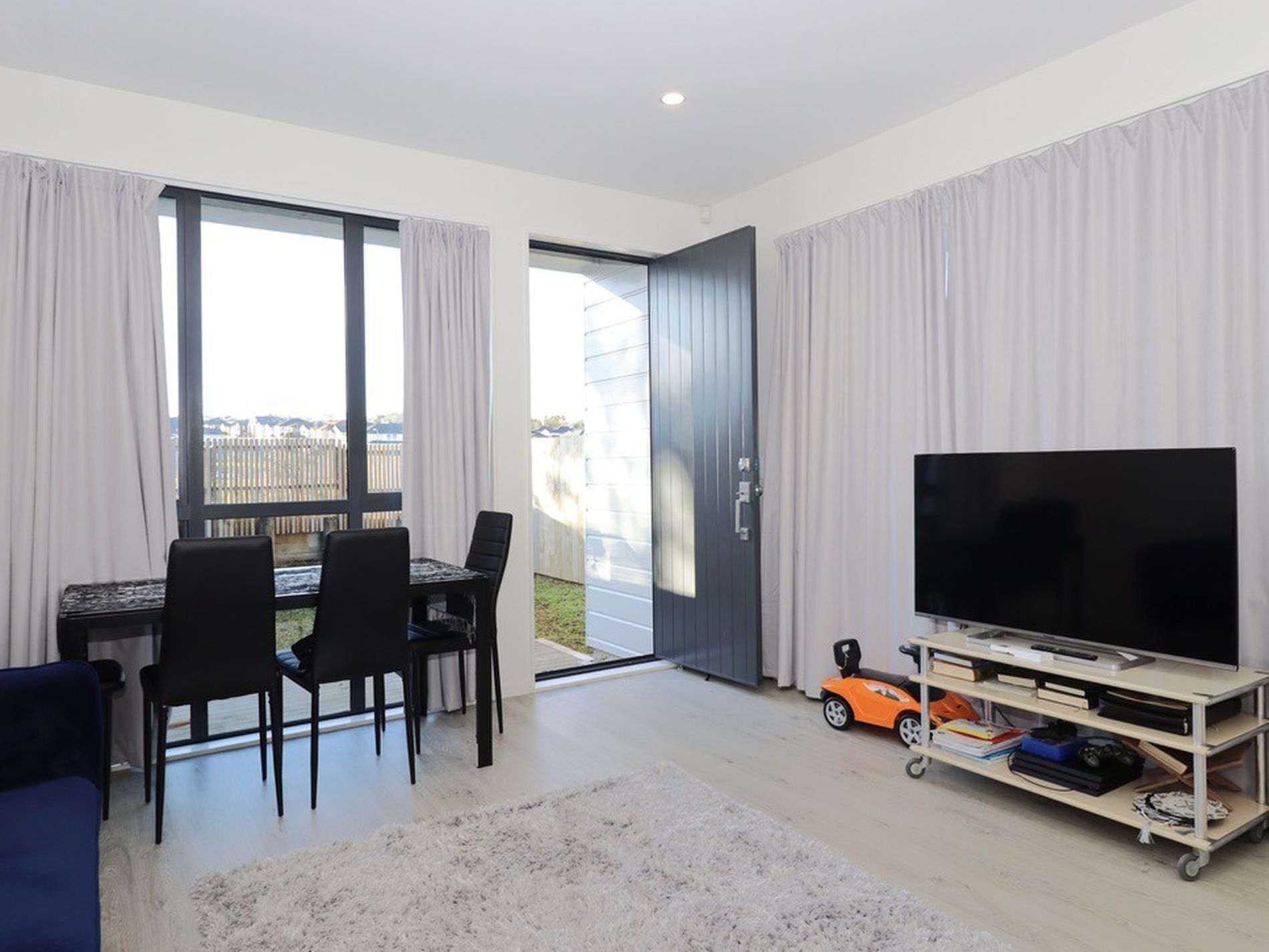 10 Serpent Road, Flat Bush