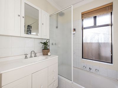 162 Willmott Drive, Waikiki