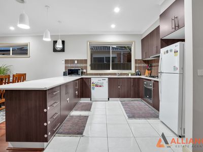 5 Cragside Place, Deer Park