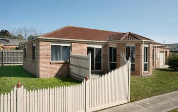 10 Highland Crescent, Narre Warren South