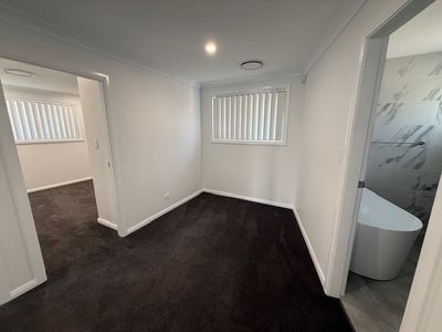 98 Firewheel Circuit, Gregory Hills