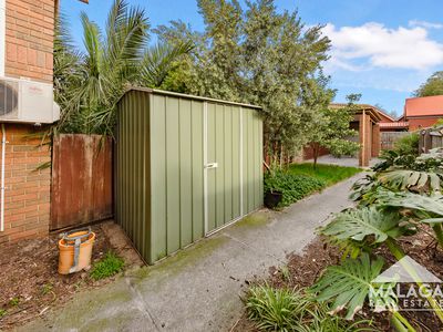 2 / 35 Ballarat Road, Footscray
