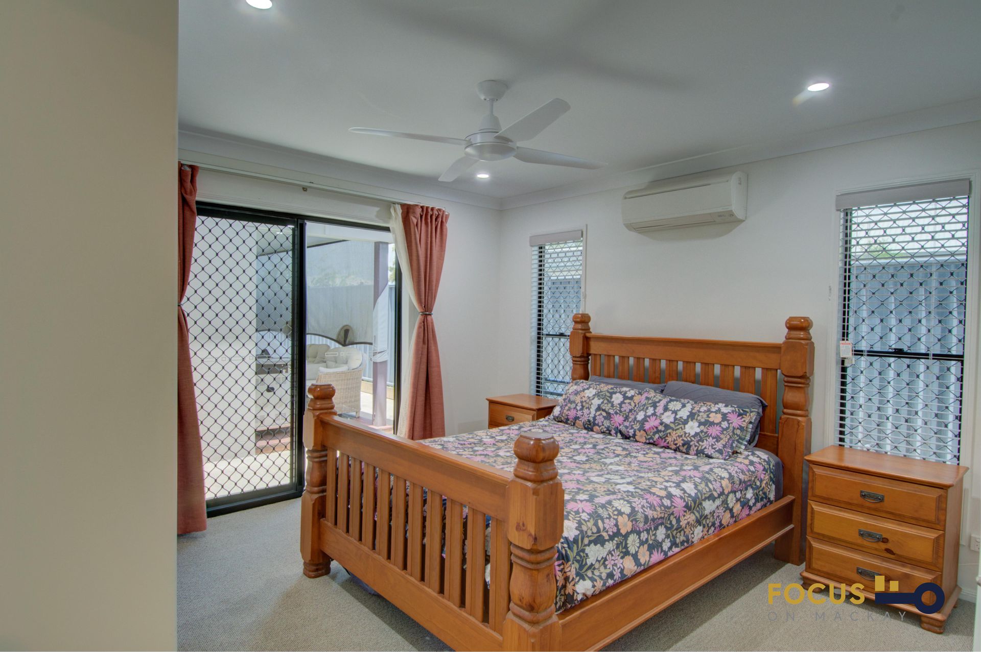 1 Gingham Street, Glenella