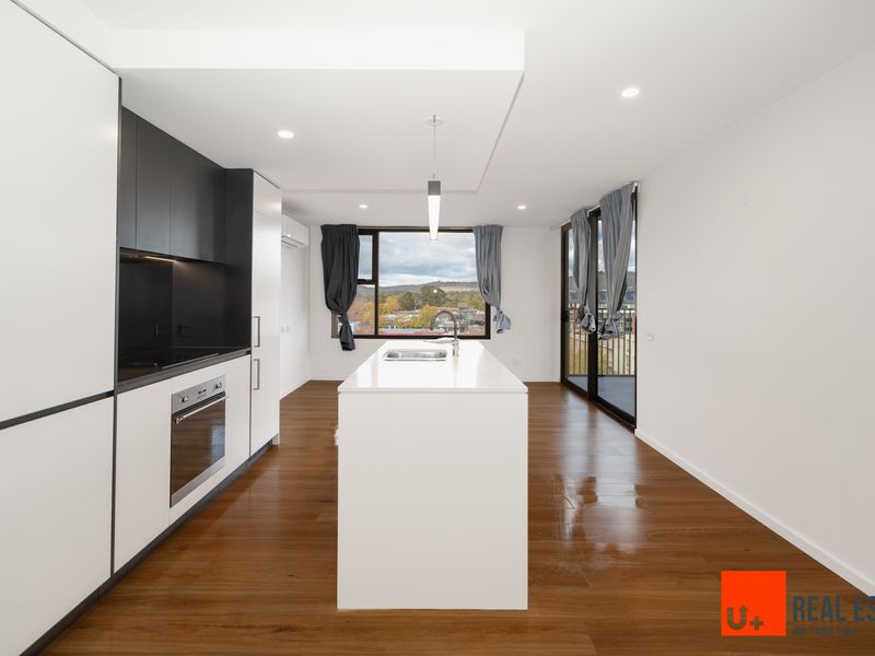 616 / 19 Challis Street, Dickson