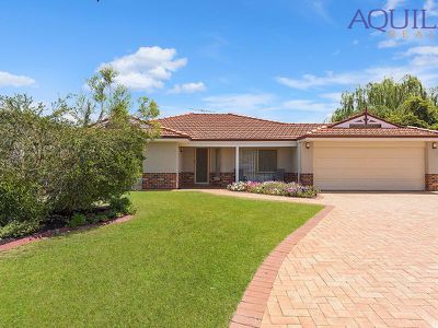 12 Robinia Rise, Helena Valley