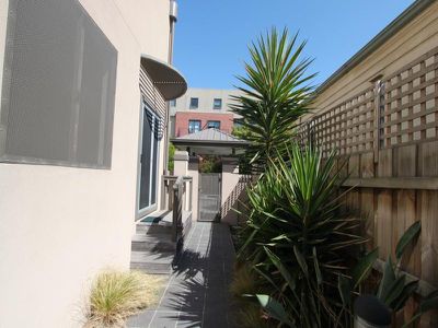11 / 17 Park Street, Hawthorn