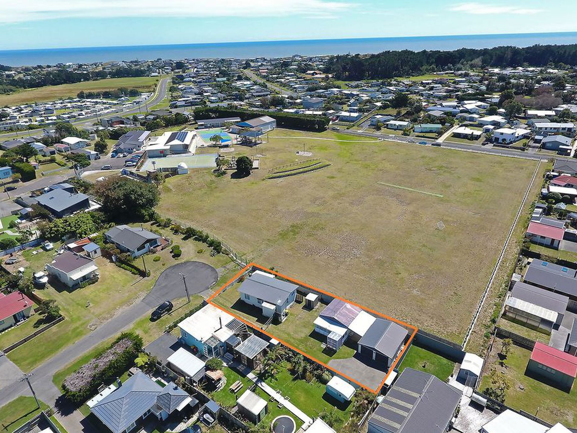 8 Hart Street, Foxton Beach