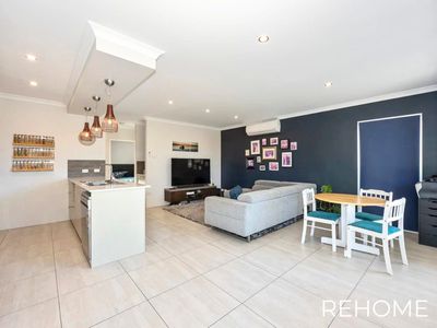 1 / 30 Lovegrove Way, Morley