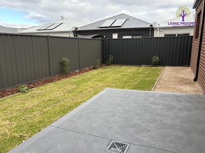 4 Springsure Street, Truganina