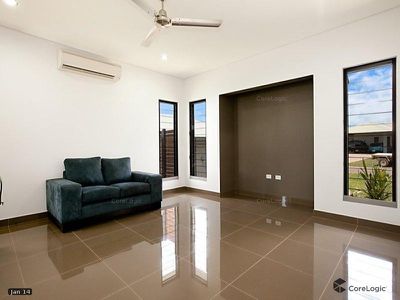 14 Deane Crescent, Rosebery
