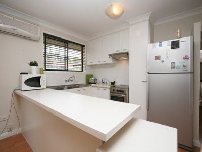 4 The Lakes Drive, Tweed Heads West
