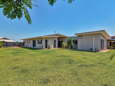 10 Tall Street, Johnston