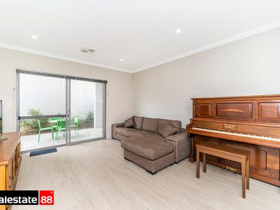 15 Fluorite Way, Carine