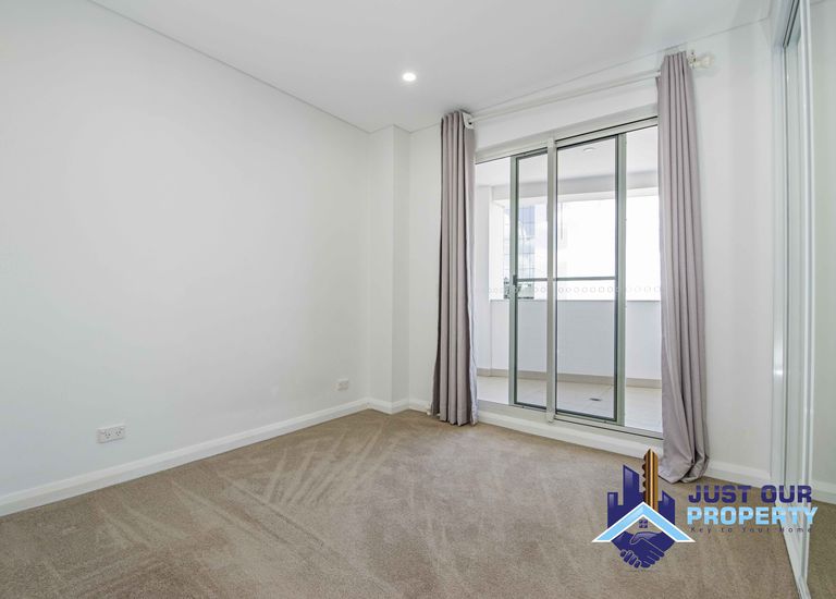 604 / 61 Rickard, Bankstown